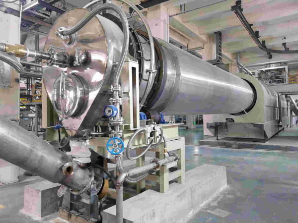 名稱：焙燒電池正極材料，規(guī)格：?1.8x21.5米電熱回轉(zhuǎn)窯